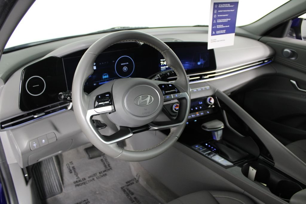 Certified Used 2024 Blue Hyundai SEL image 18