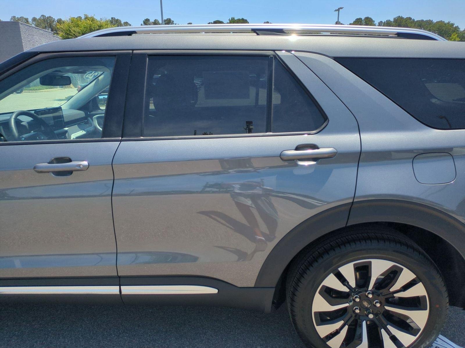 New 2026 Carbonized Gray Metallic Ford Platinum™ image 32