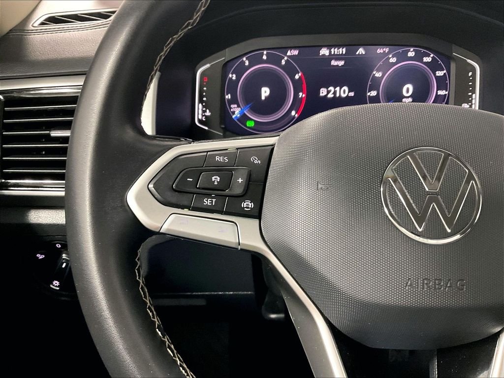 Used 2023 Gray Volkswagen 3.6L V6 SE w/Technology image 23