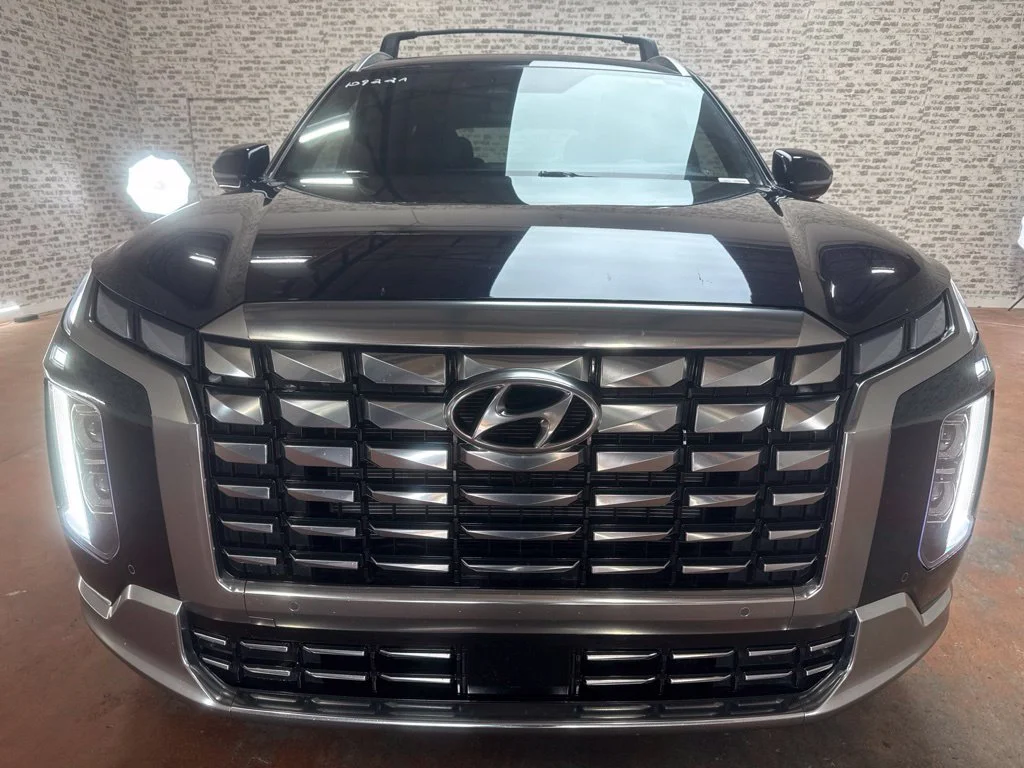 Used 2024 Moonlight Cloud Hyundai Calligraphy image 2