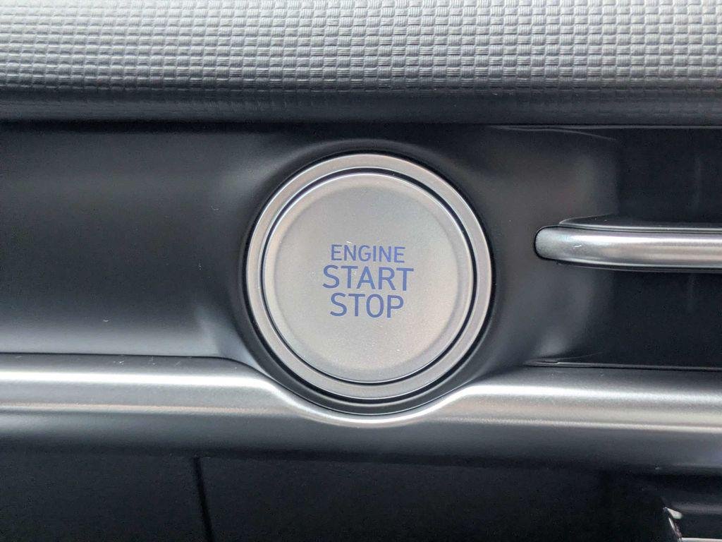 New 2026 Gray Hyundai SEL Activity FWD image 32