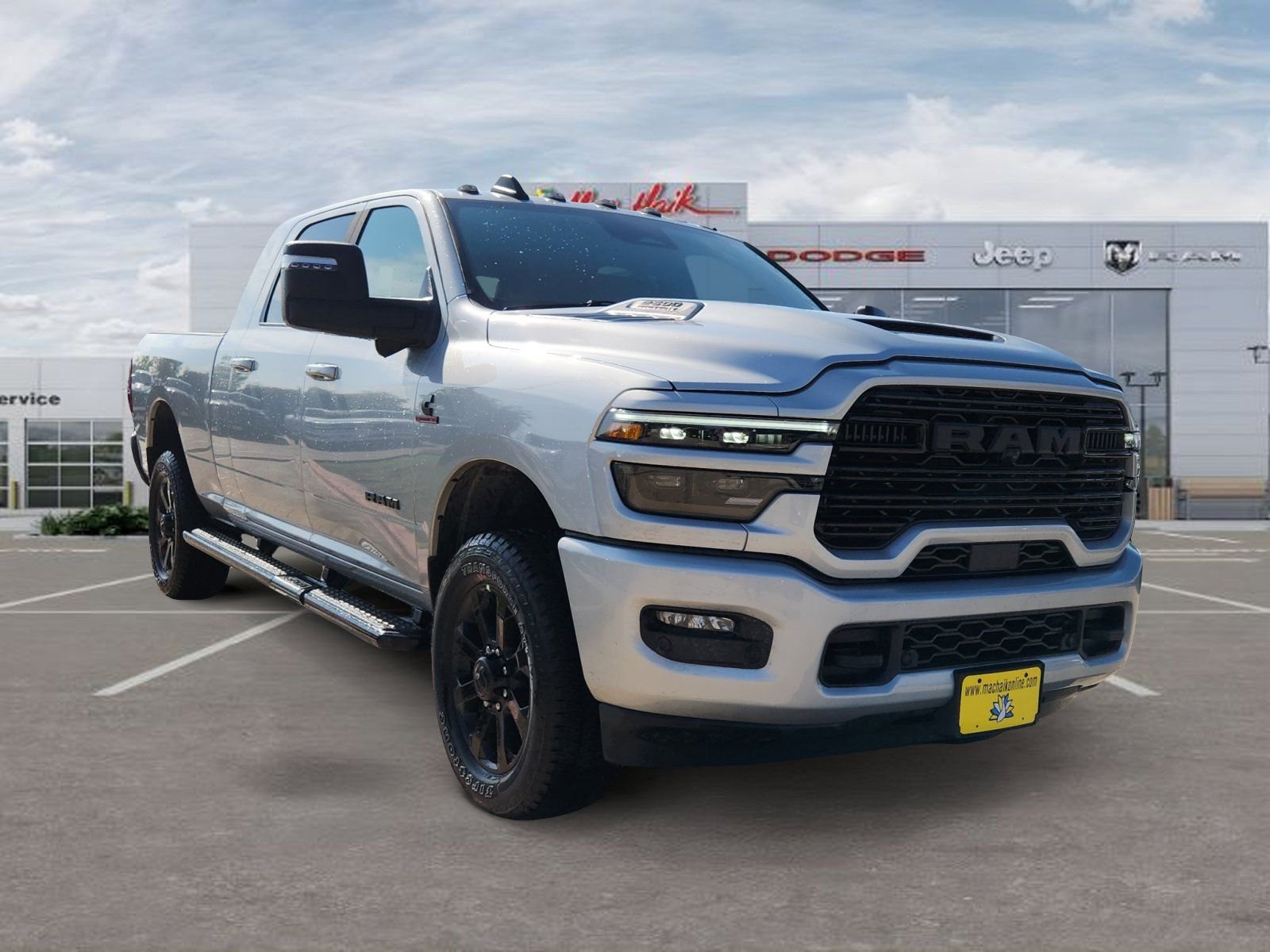 New 2026 Silver-Zynith Exterior Paint RAM Laramie image 7