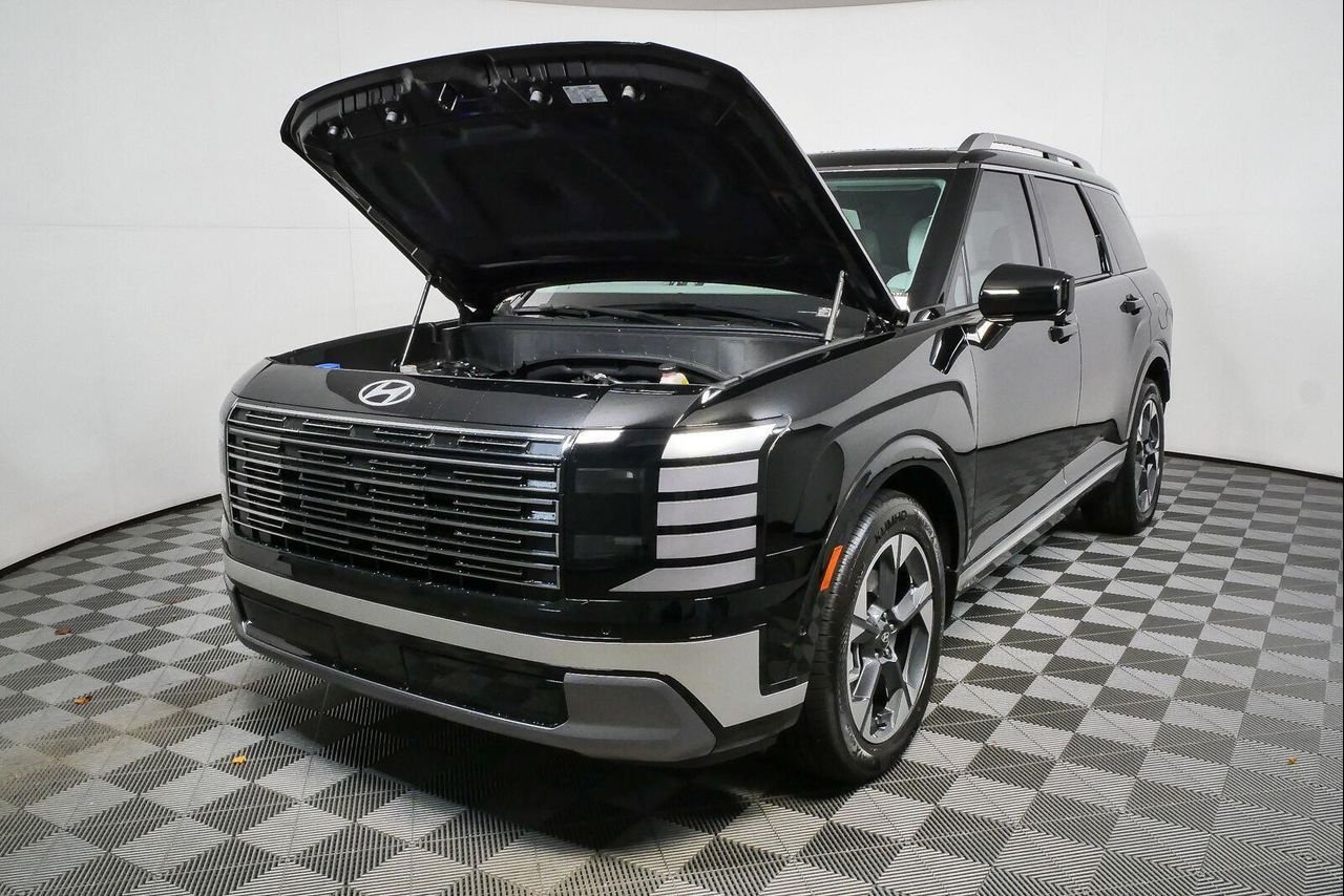New 2026 Abyss Black Pearl Hyundai Limited FWD image 70