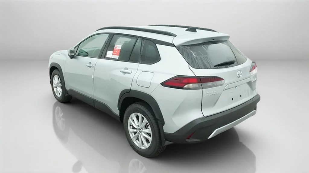 New 2026 Sonic Silver Toyota LE image 14
