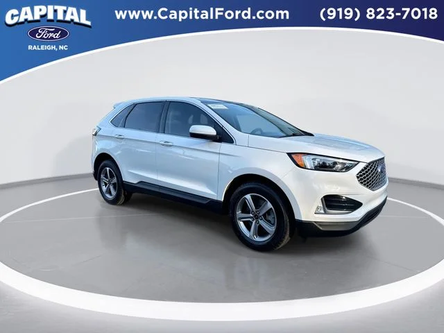 Used 2024 White Ford SEL image 2