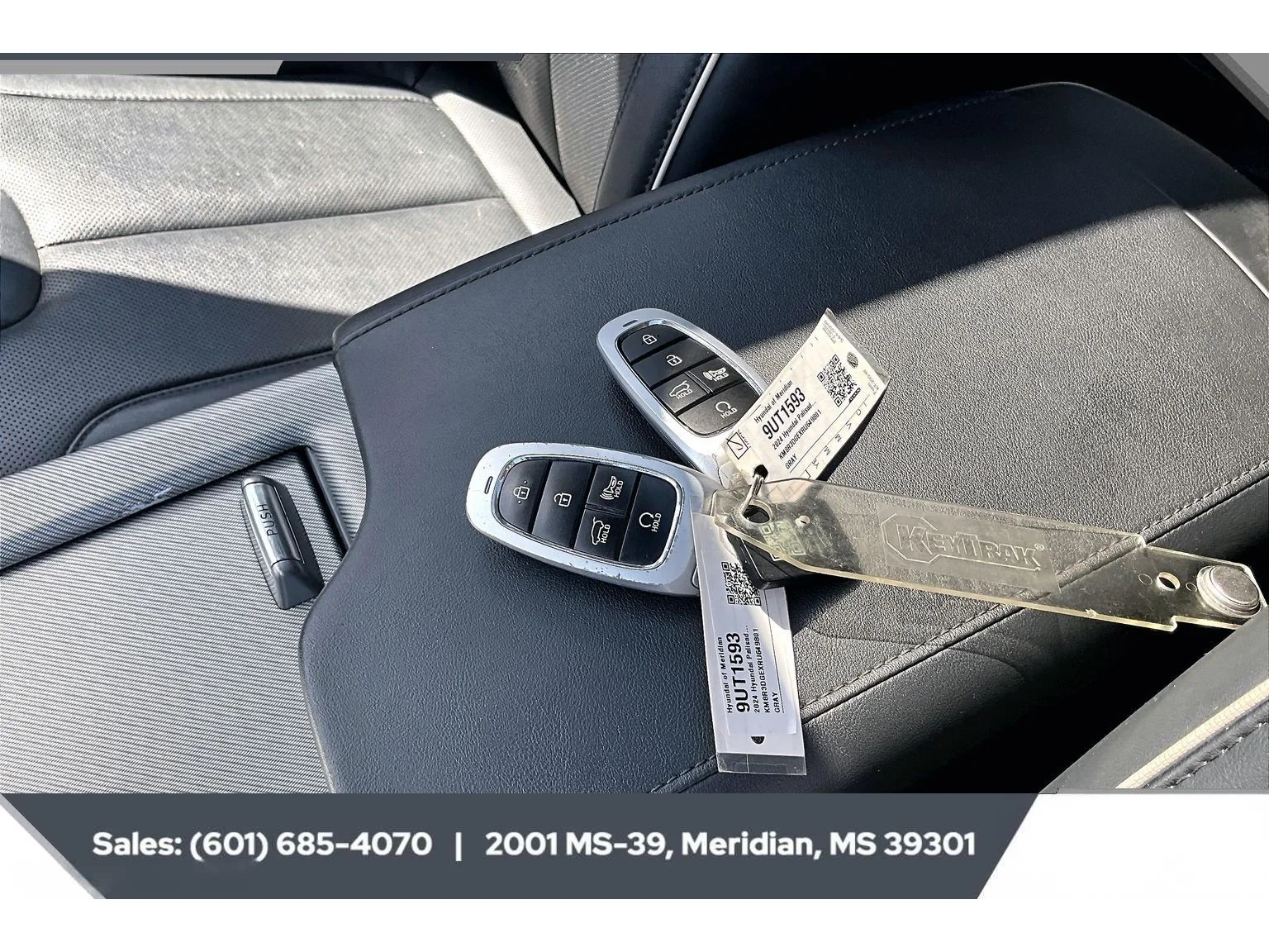 Used 2024 Steel Graphite Hyundai XRT image 9