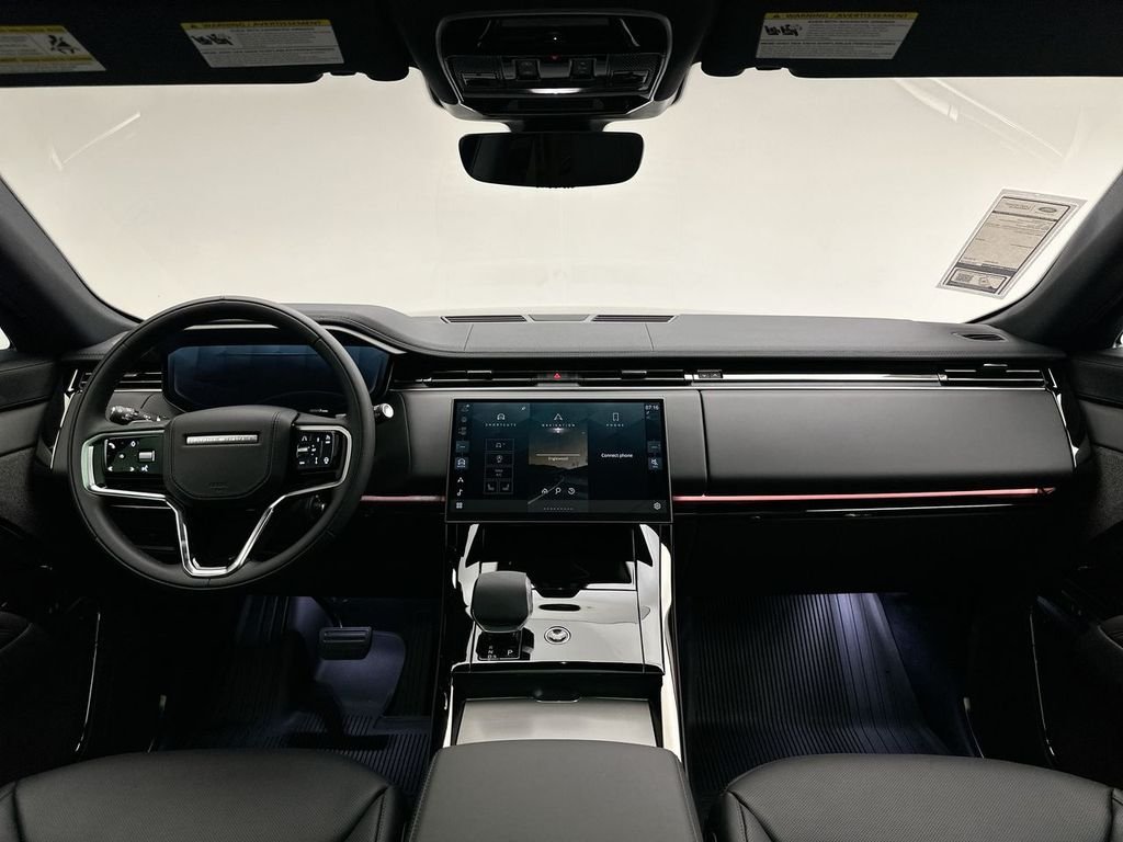 New 2027 Santorini Black Land Rover SE image 8