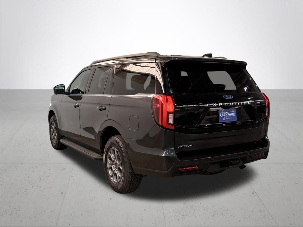 Used 2025 Gray Metallic Ford Active image 12