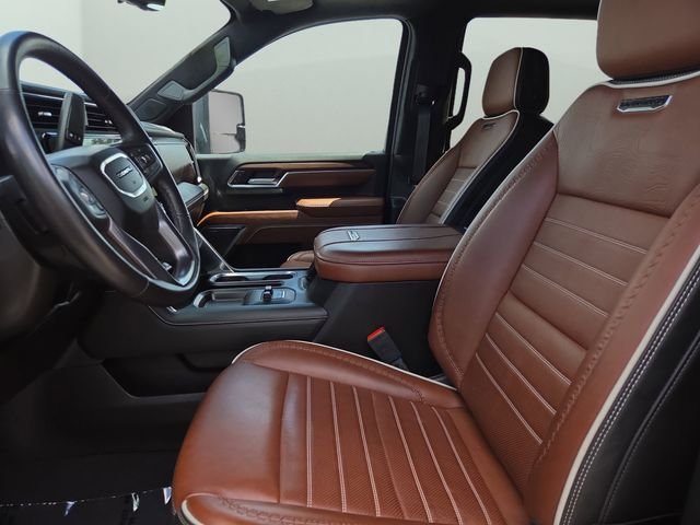 Used 2025 Onyx Black GMC Denali Ultimate image 37
