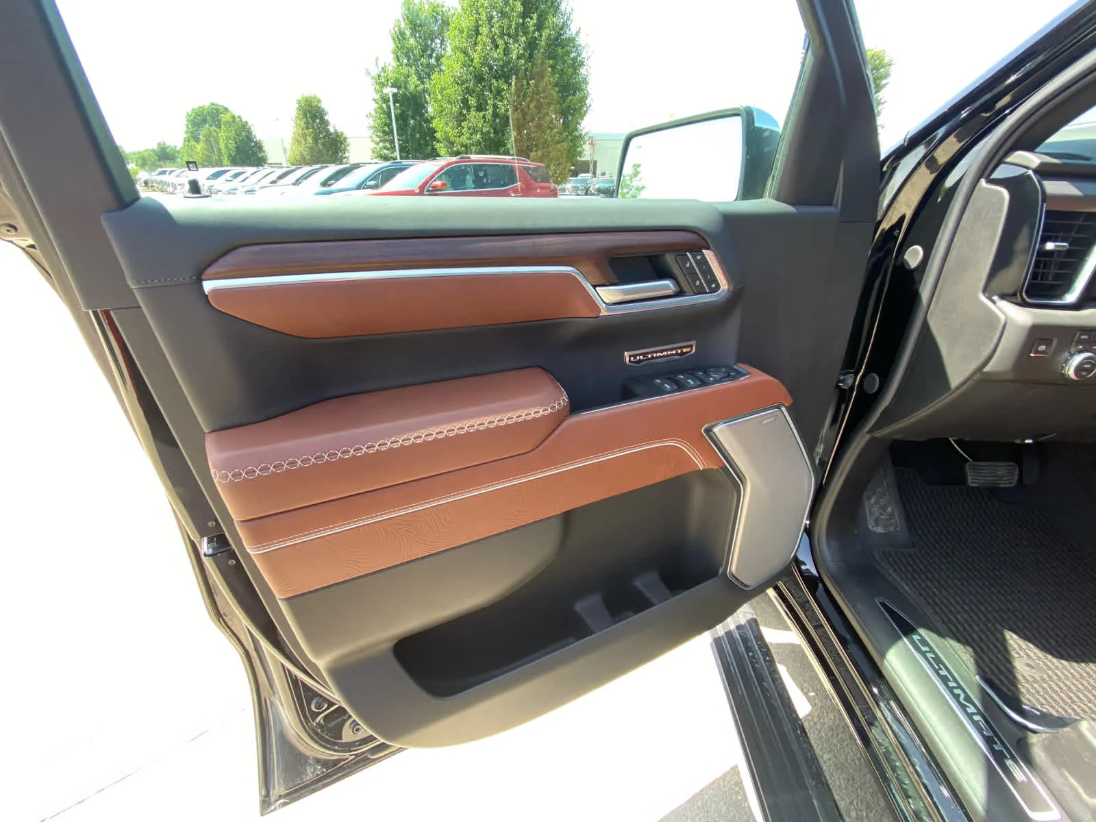 New 2026 Onyx Black GMC Denali Ultimate image 6