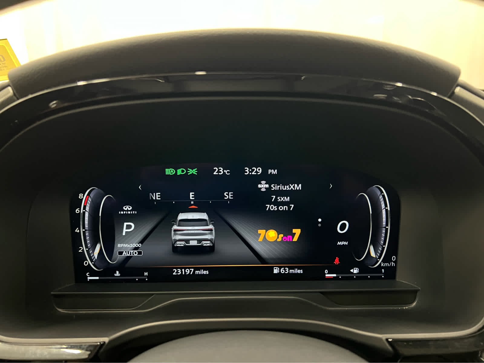 Used 2024 Mineral Black INFINITI LUXE image 31