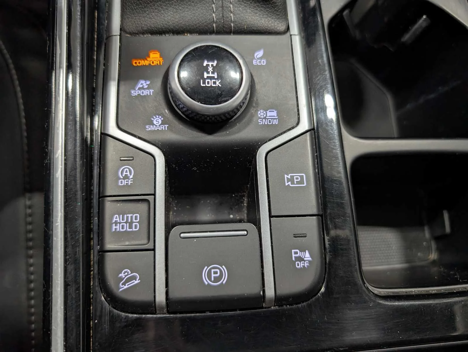 Used 2022 RED Kia SX image 27