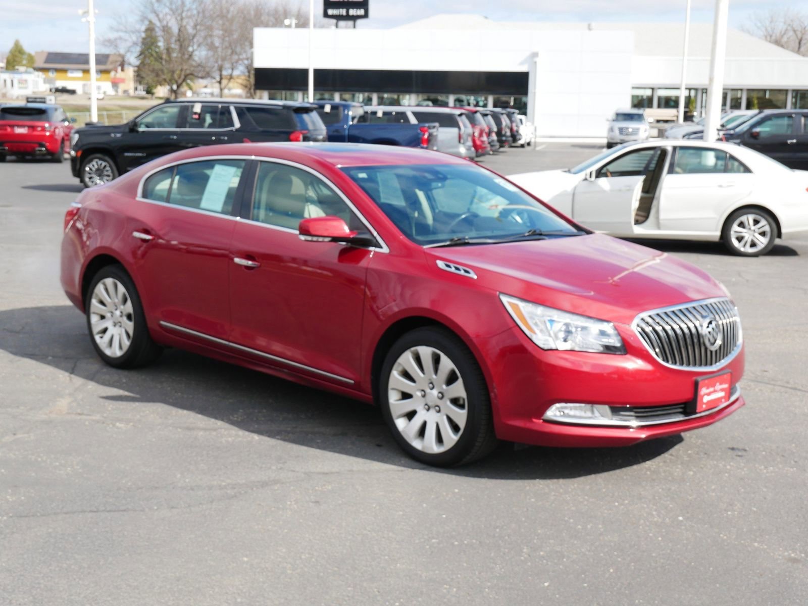 Used 2014 Buick LaCrosse Premium with VIN 1G4GE5G31EF156089 for sale in White Bear Lake, Minnesota