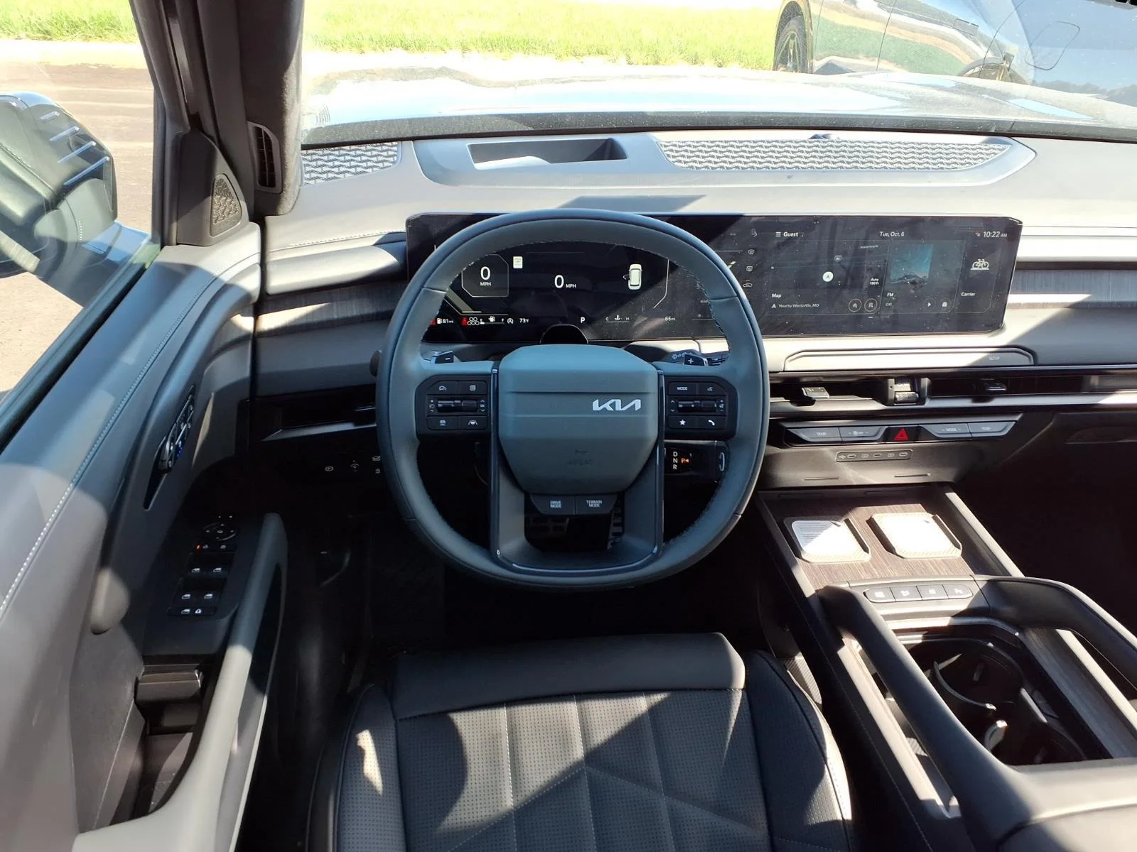New 2027 Ebony Black Kia X-Line SX Prestige image 3