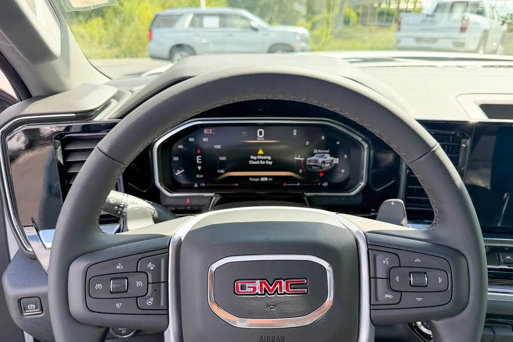 New 2026 Summit White GMC Elevation image 18