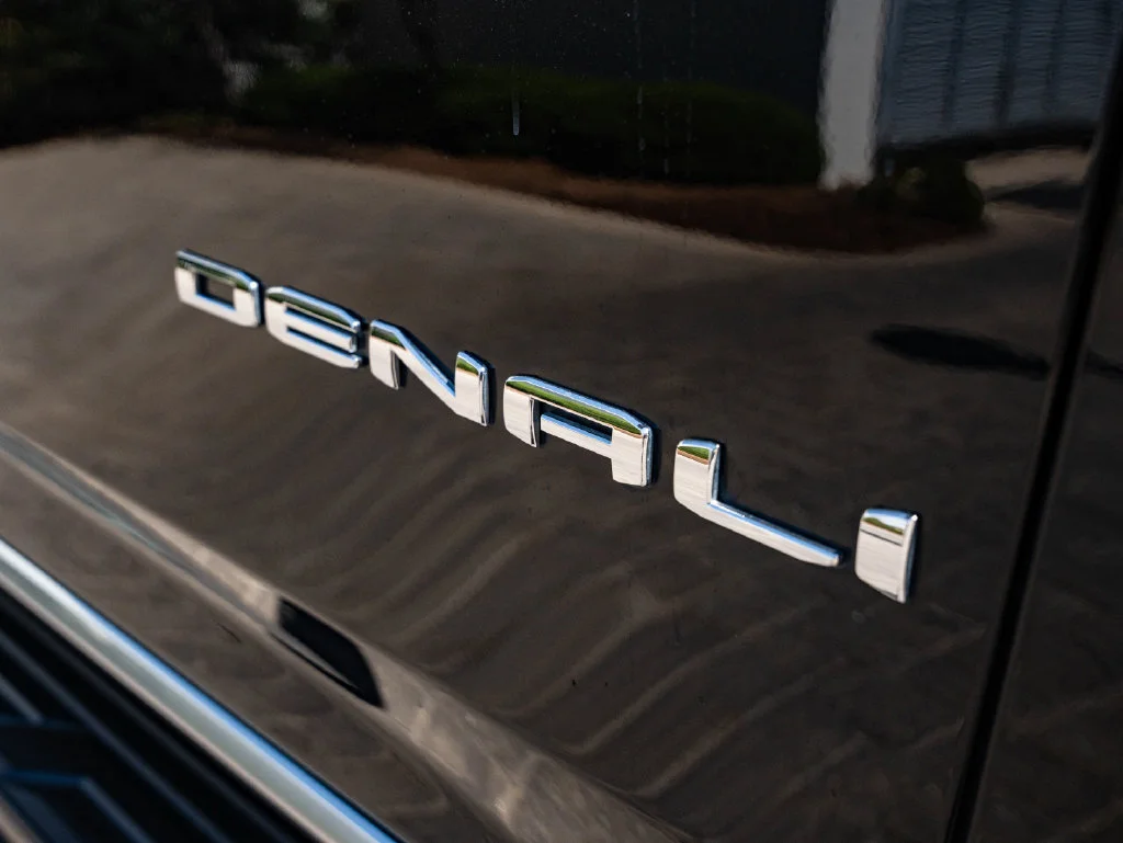 Used 2021 Onyx Black GMC Denali image 20