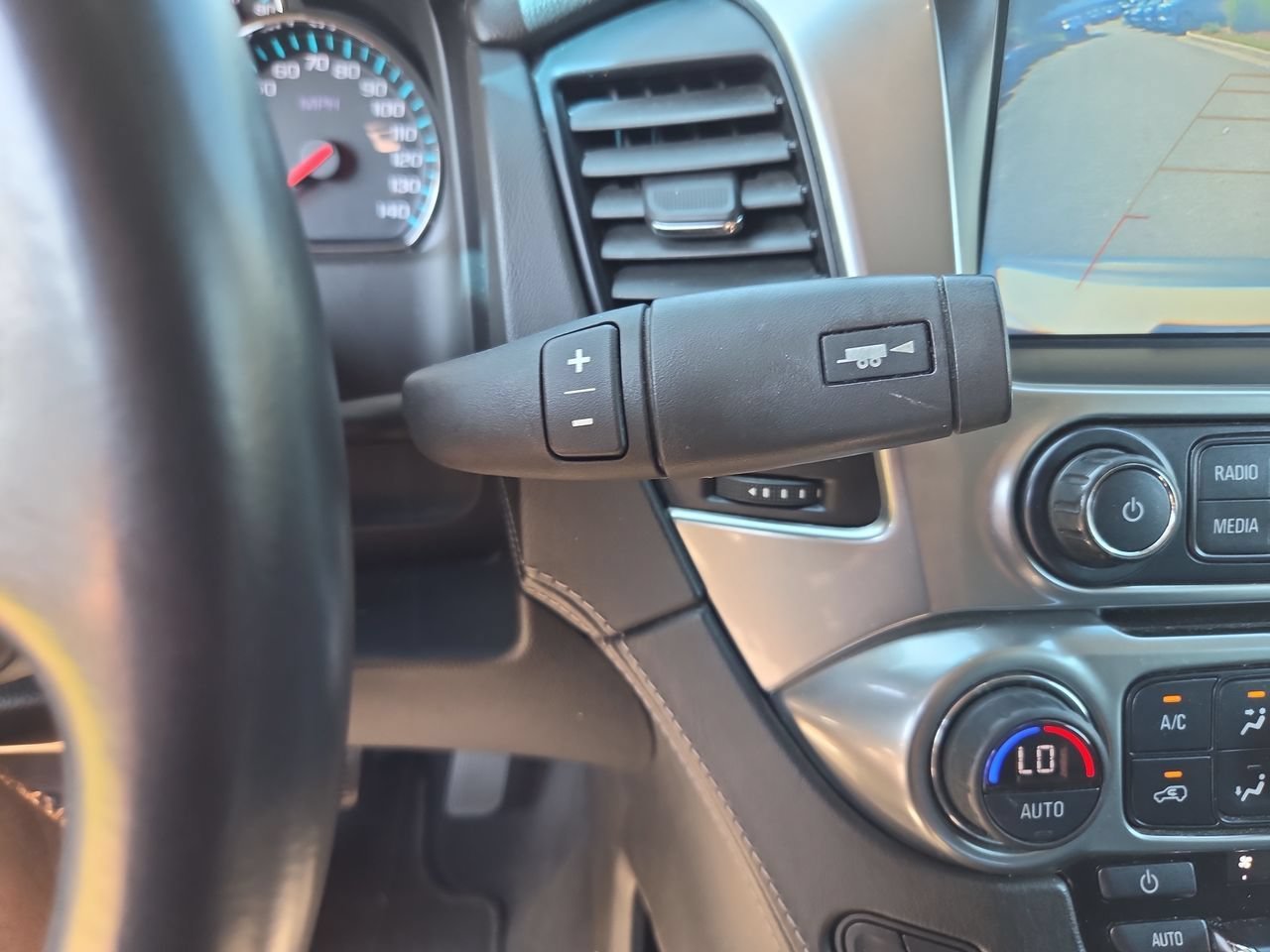 Used 2019 SUMMIT WHITE Chevrolet LT image 16