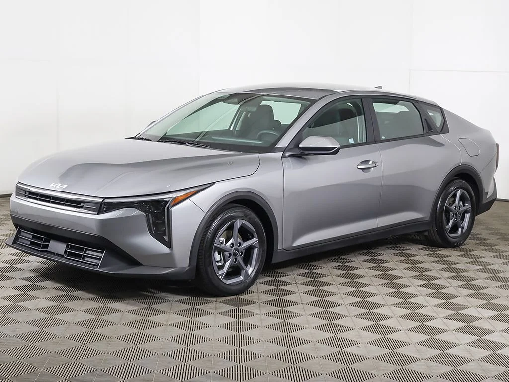 Used 2025 Gray Kia LXS image 7