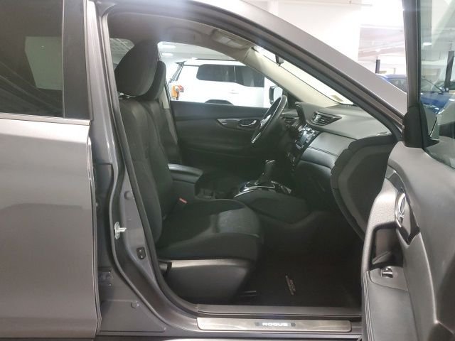 Used 2017 Gray Nissan SV image 26