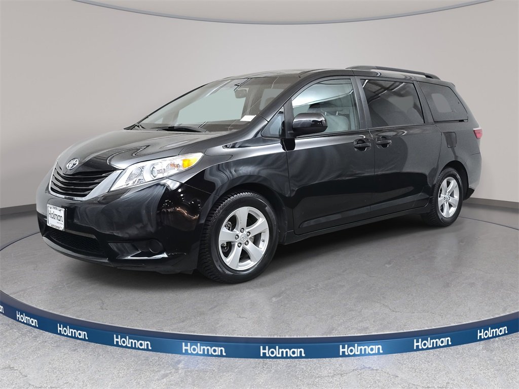 2016 Toyota Sienna LE
