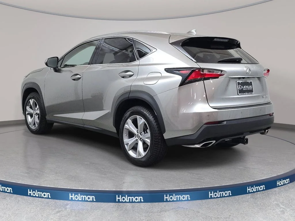 Used 2017 Silver Lexus 200t image 8