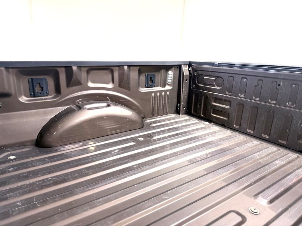 Used 2015  Ford XLT image 6