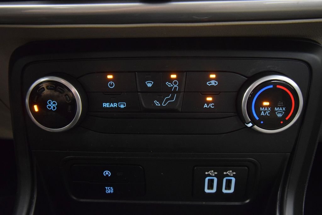 Used 2022 Shadow Black Ford S image 32
