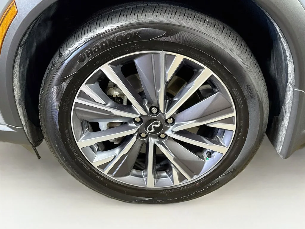 Certified Used 2027 Gray INFINITI LUXE image 45