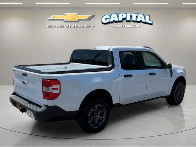 Used 2024 White Ford XLT image 5