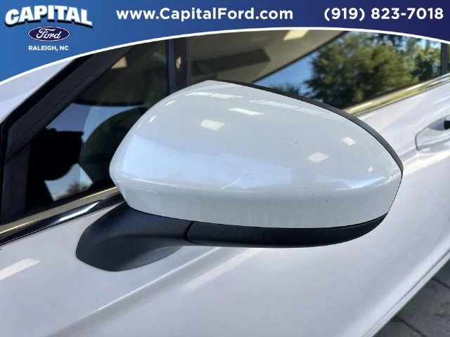 Used 2018 White Ford SE image 12