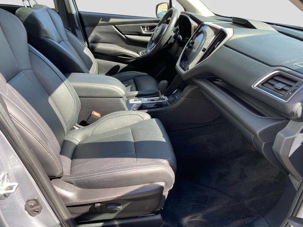 Used 2023 Silver Subaru Limited image 28