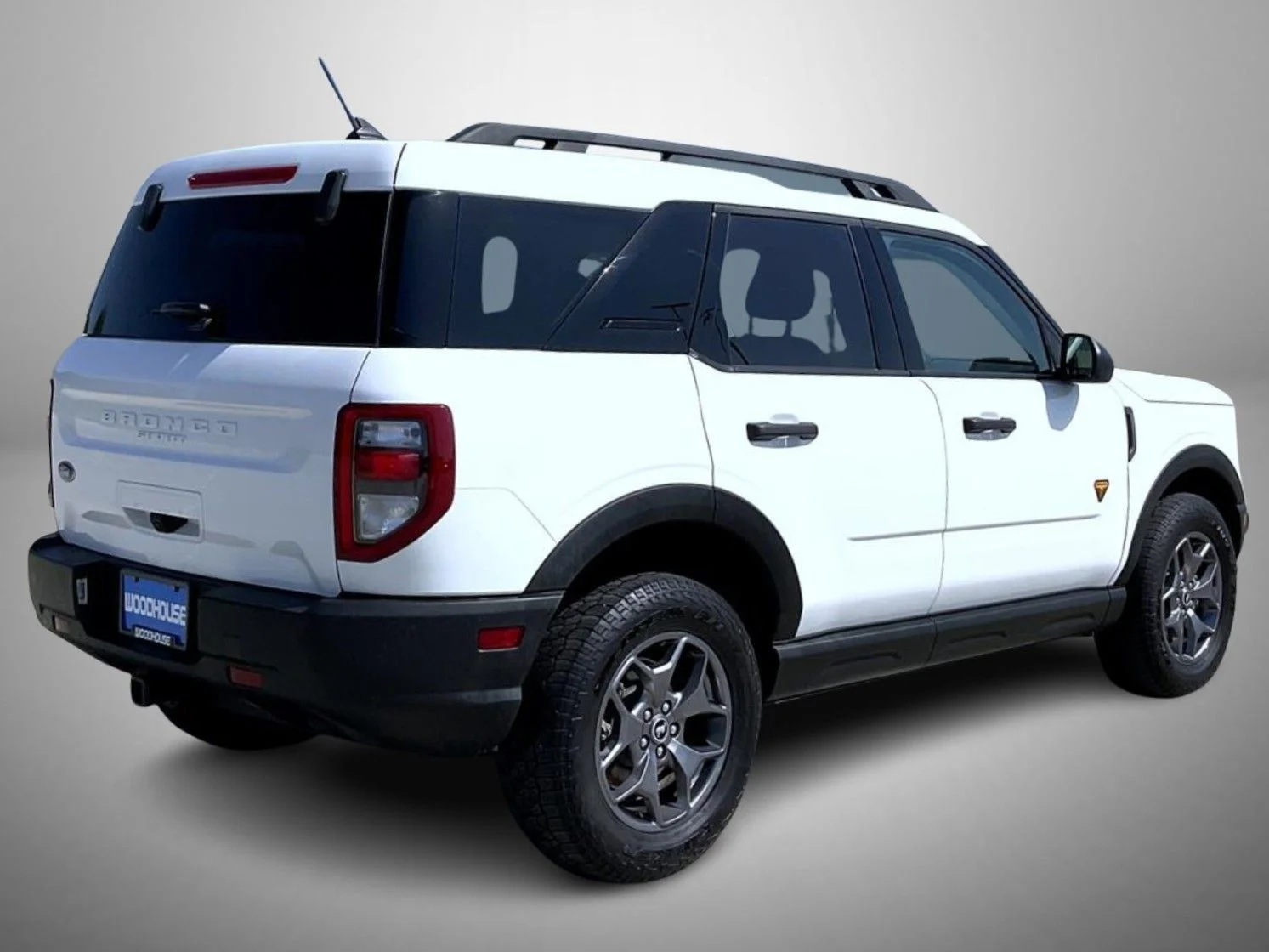 Used 2023 White Ford Badlands image 5