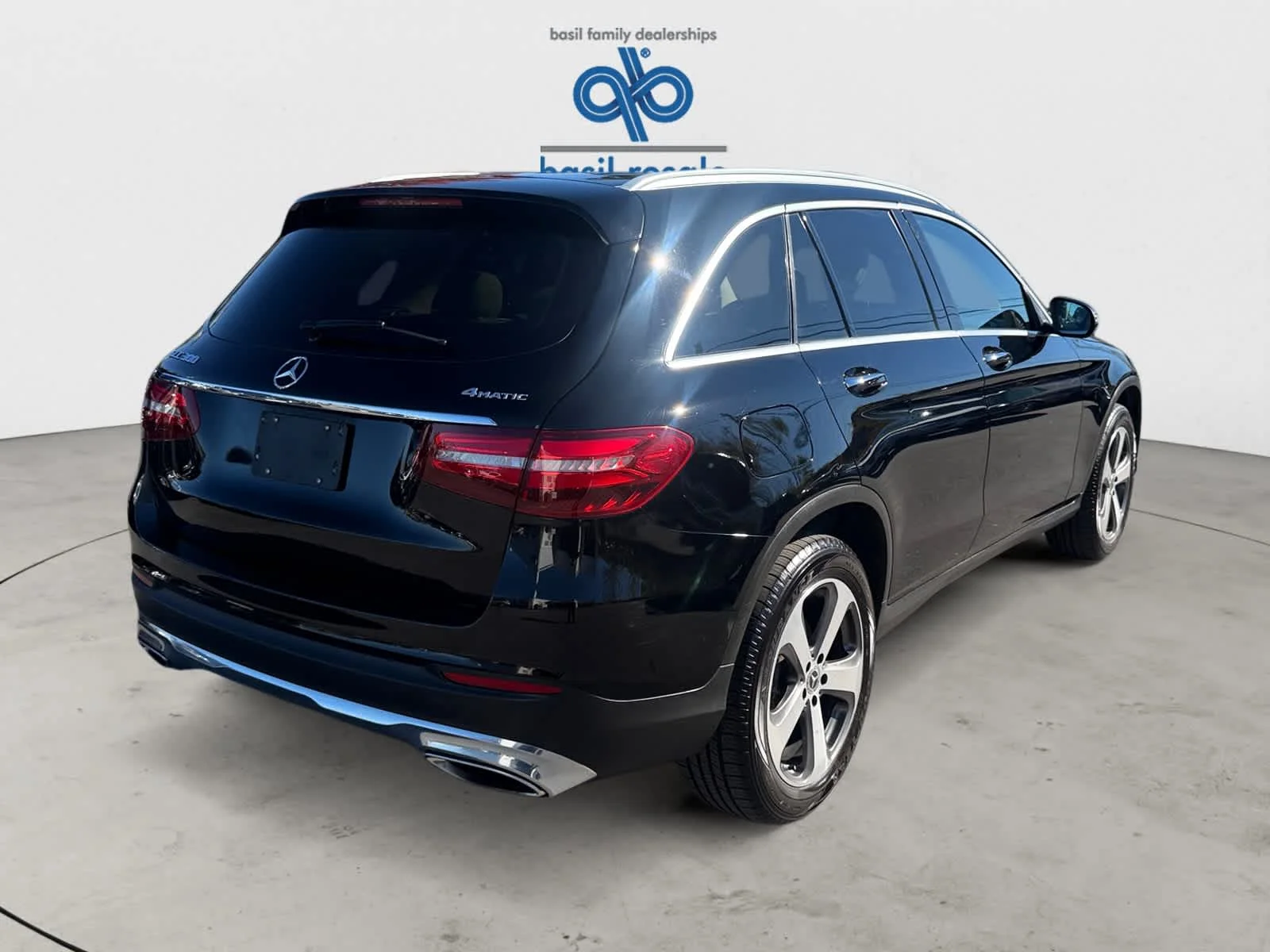 Used 2019 Black Mercedes-Benz GLC 300 image 7