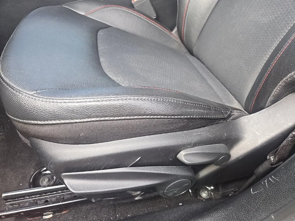 Used 2024 Gray Jeep Trailhawk image 6