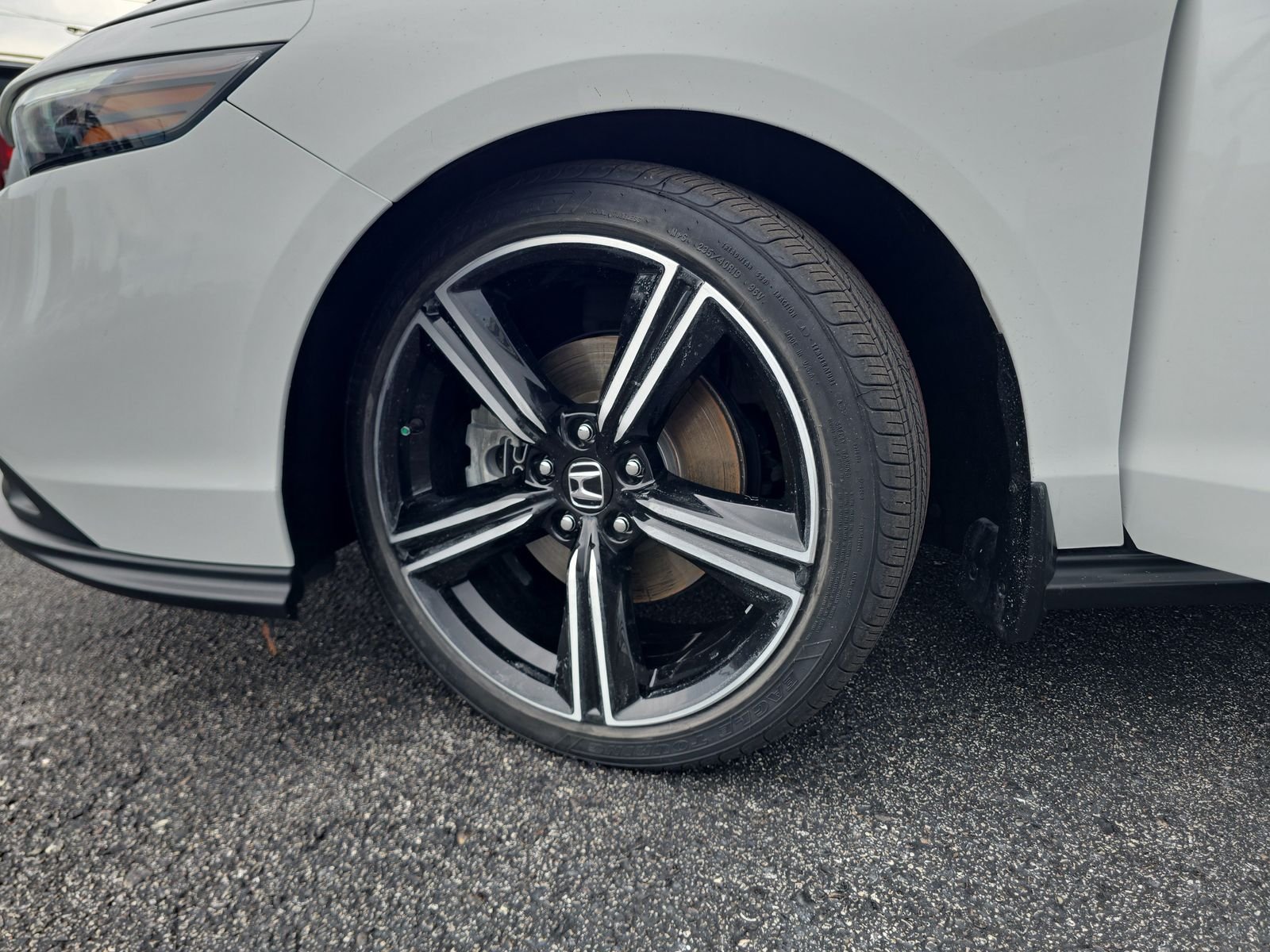 Used 2023 White Honda Sport image 27