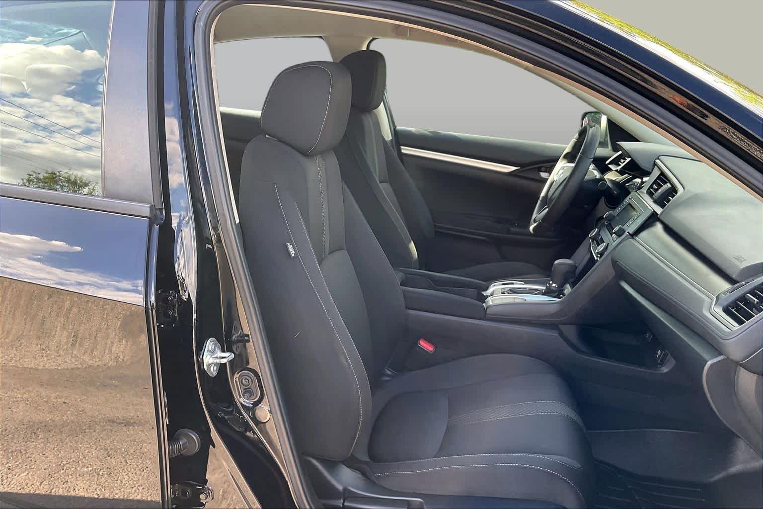 Used 2018 Crystal Black Pearl Honda LX image 9