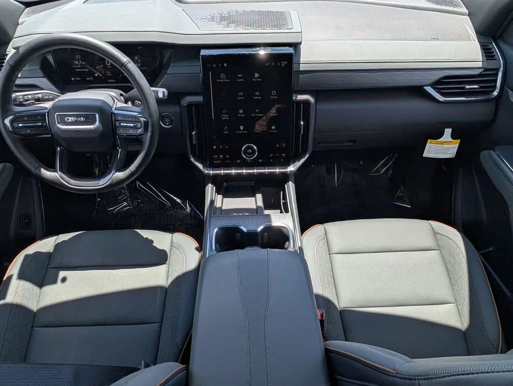 2026 GMC Acadia AT4 - Photo 10