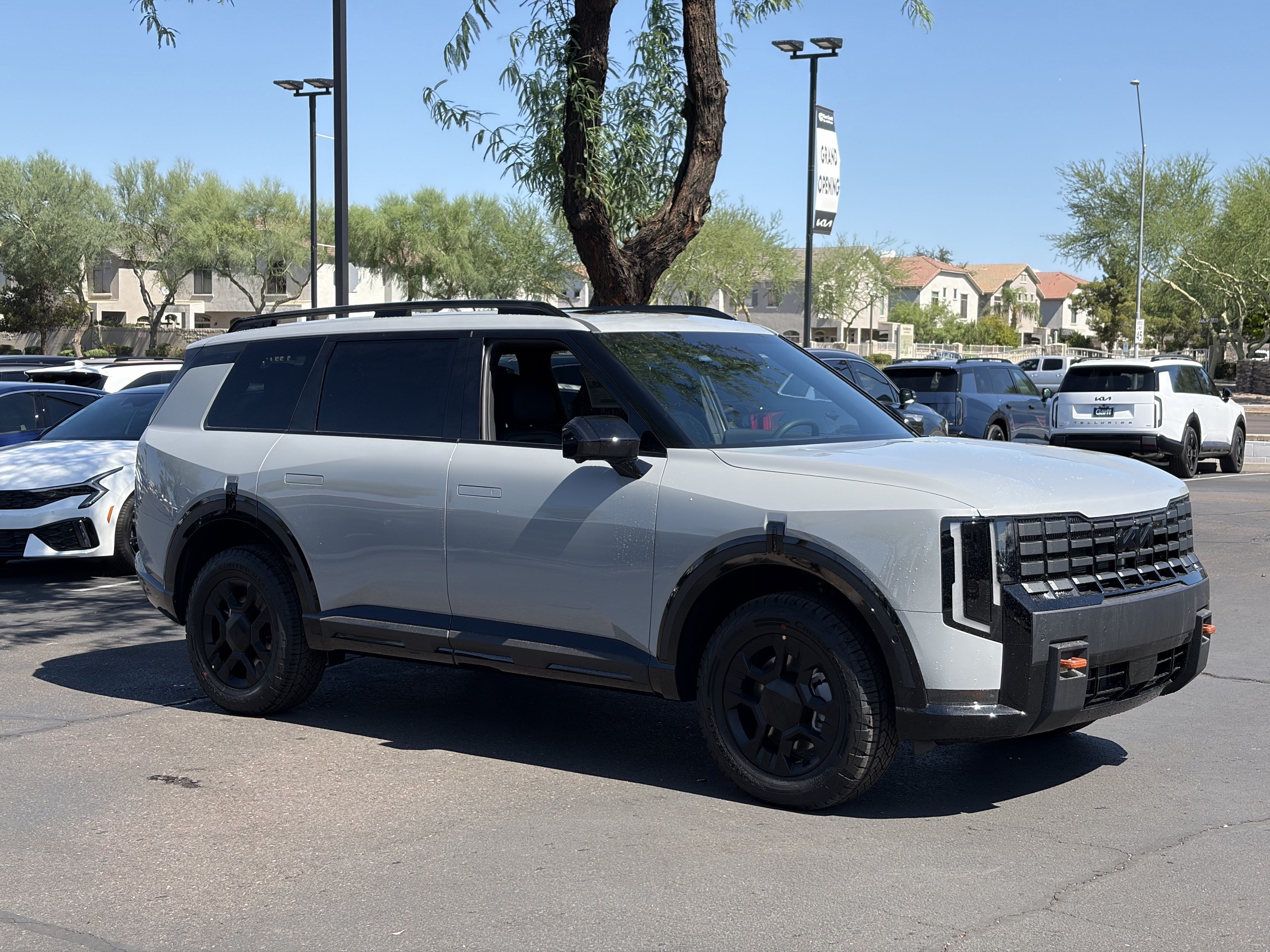 New 2027 Wolf Gray Kia X-PRO SX image 33