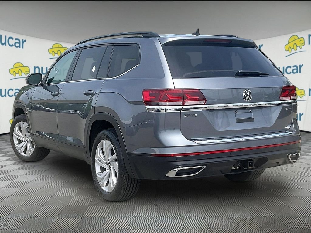 Used 2023 Gray Volkswagen 3.6L V6 SE w/Technology image 4