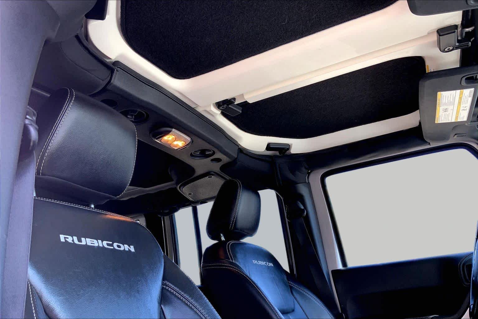 Used 2015 Billet Silver Metallic Clearcoat Jeep Rubicon Hard Rock image 13