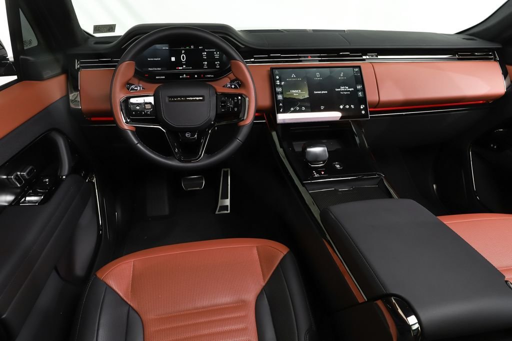 Used 2024  Land Rover SV Edition One Flux Silver image 6