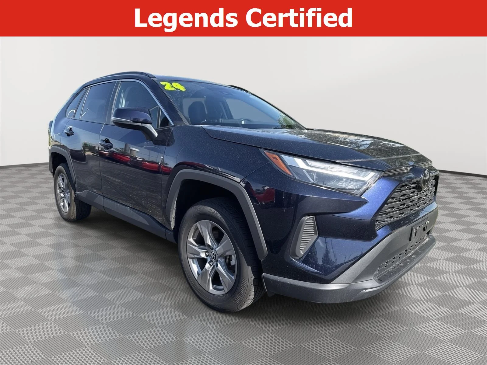 2024 Toyota RAV4 XLE AWD's photo