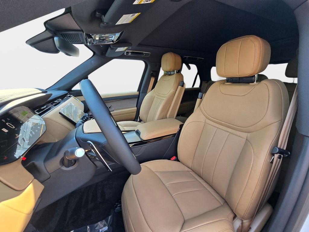 New 2026 Fuji White LAND ROVER SE image 15