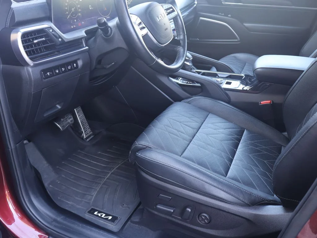 Used 2023 Red Kia SX-Prestige X-Line image 22