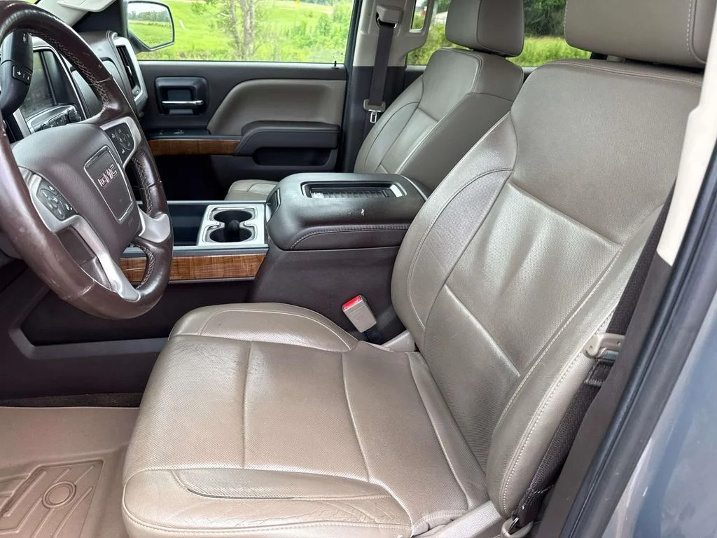 Used 2017 Gray GMC SLT image 32