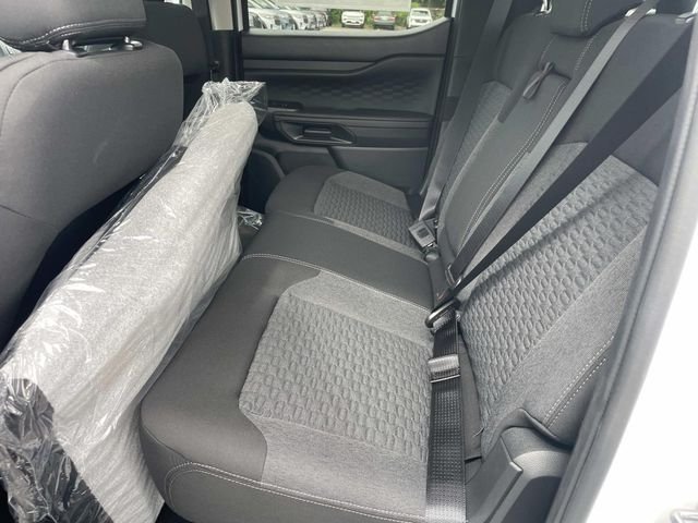 New 2026 Oxford White Ford XL image 7