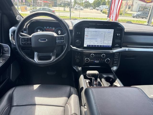 Used 2022 Agate Black Metallic Ford Lariat image 15