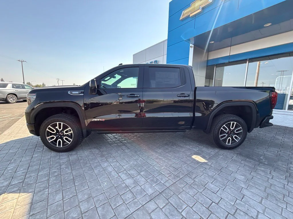 2026 GMC Sierra 1500 AT4 - Photo 7
