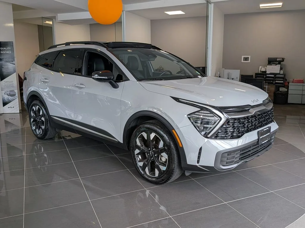 Used 2024 Gray Kia X-Line image 4