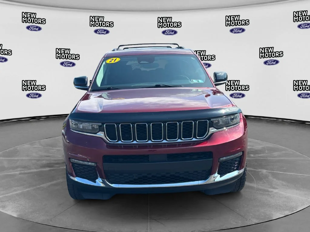 Used 2021 Velvet Jeep Limited image 9